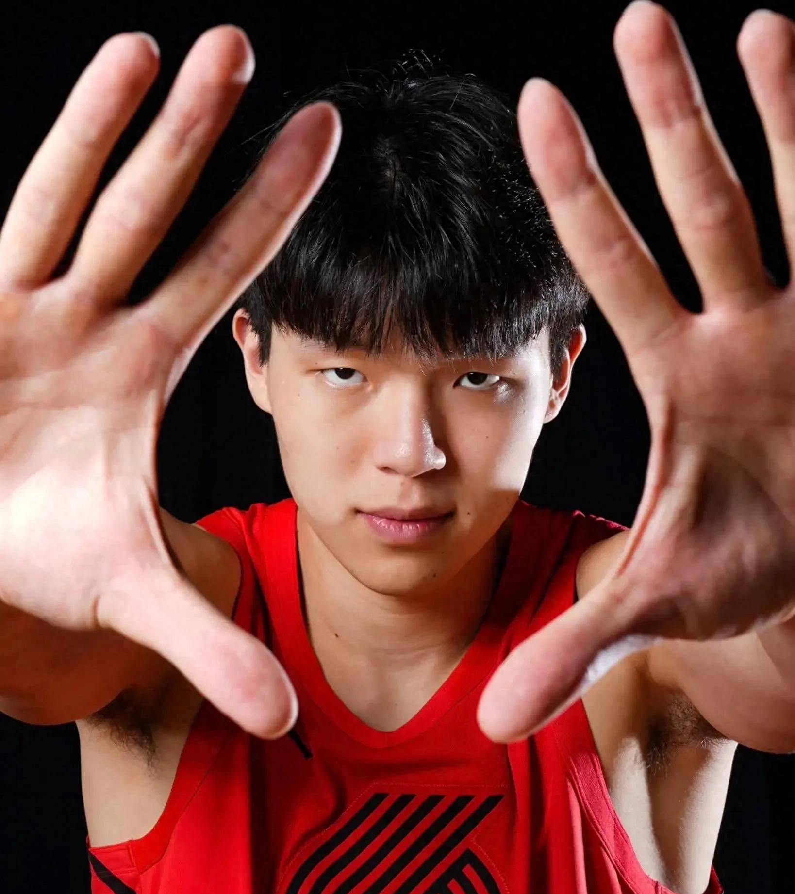 九游-亚特兰大迎CBA常规赛关键赛，转会期远射贴柱，话题不断，纪律约束更严格(cba常规赛后个别球迷在马路上呼喊不当言论)